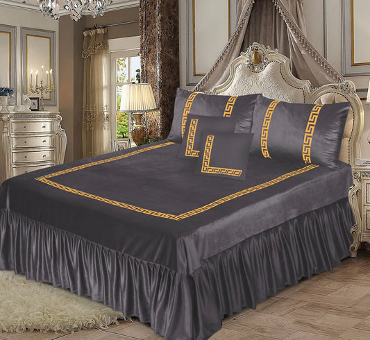 Emboss Velvet Aplic Bridal Bedset  3PCs